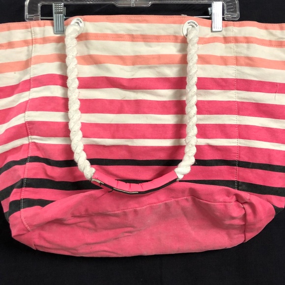 Victoria’s Secret Beach Bag - Picture 3 of 4